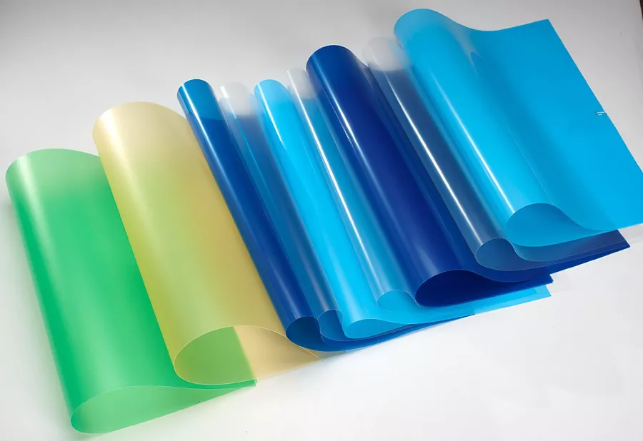  Rouleaux de plastique PP colorés en gros à un prix d'usine bon marché-1