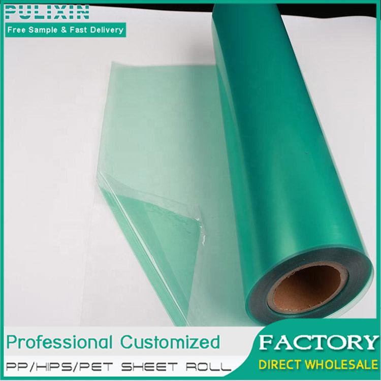 Rouleaux de plastique PET vert